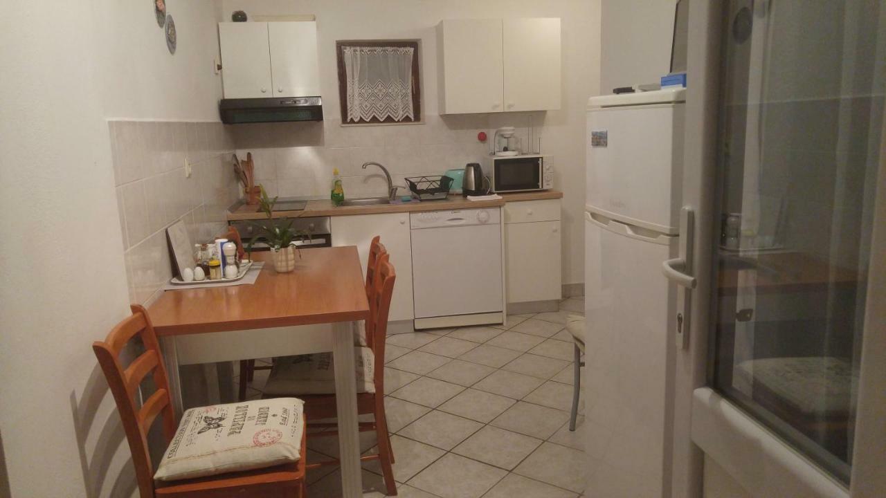 Vera Apartment 1 로고즈니차 외부 사진