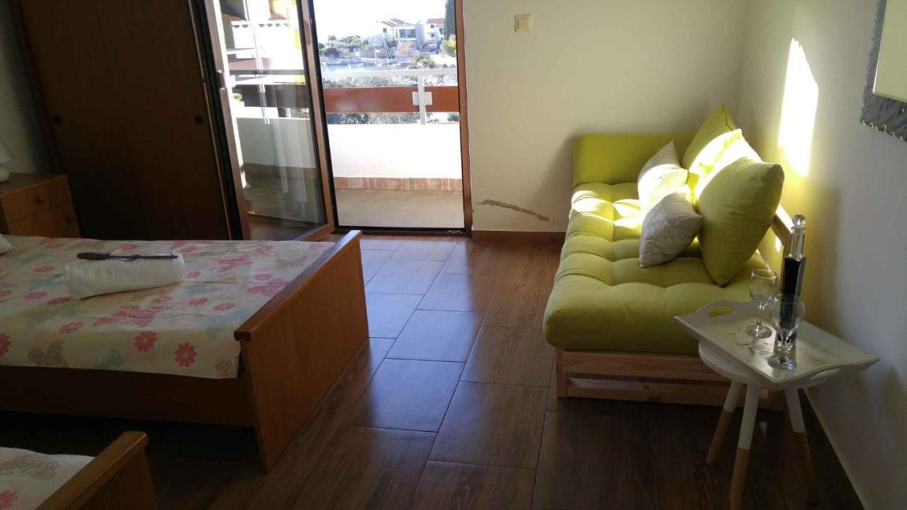 Vera Apartment 1 로고즈니차 객실 사진